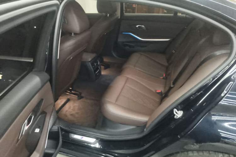 Used BMW 3 Series 2025 325Li M Sport Package Left Rear Seat