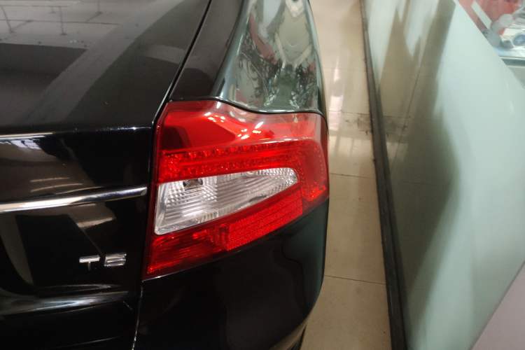 Used Volvo S80L 2014 2.0T T5 Intelligent Luxury Edition
