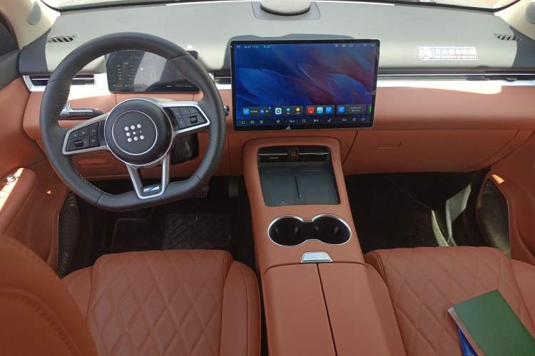 Used Landian E5 PLUS 2026 Model 165km Long-Range First-Adoption Version Ultra 7-seater
