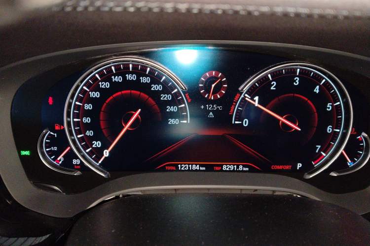 Used BMW 5 Series 2018 Facelifted 530Li xDrive M Sport Package
