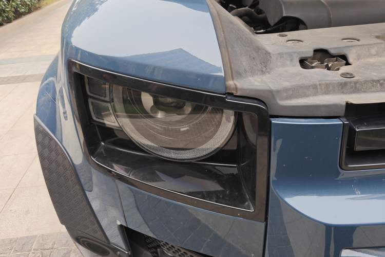 Used Land Rover Defender 2022 90 2.0T P300 X-DYNAMIC HSE