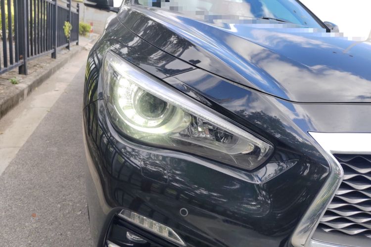 Used Infiniti Q50L 2018 2.0T Enjoyment Version China VI Standard
