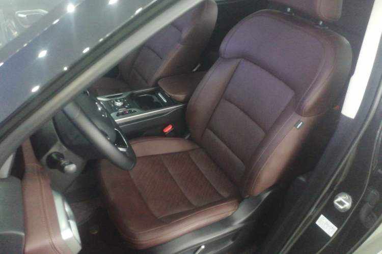 Used Geely Auto Haoyue 2022 1.8TD DCT Luxury 7-Seater