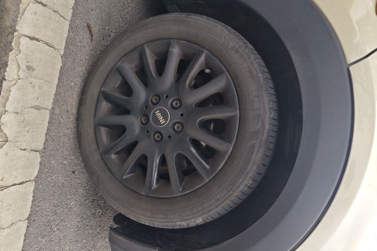 Used MINI MINI 2015 1.5T COOPER Fun Five-Door Edition