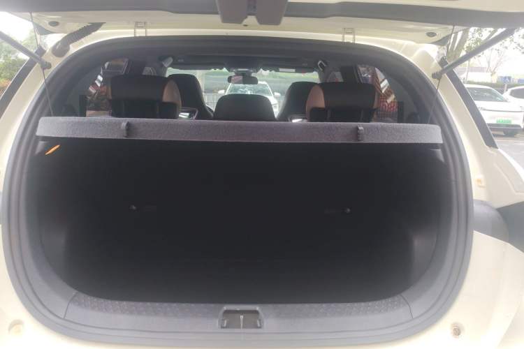 Used BYD Dolphin 2021 405 km Fashion Edition Trunk