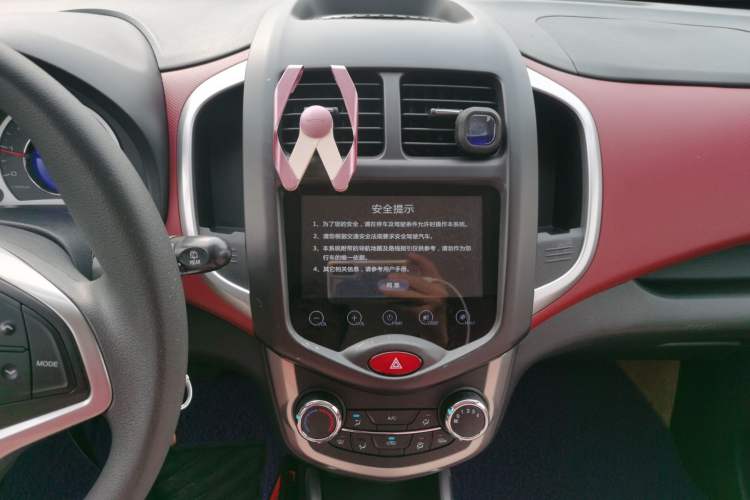 Used CHANGAN Benni 2015 1.4L IMT Luxury Model China IV
