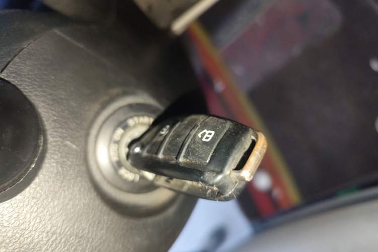 Used JAC Group Refine M5 2013 2.0T Gasoline Automatic Business Edition
