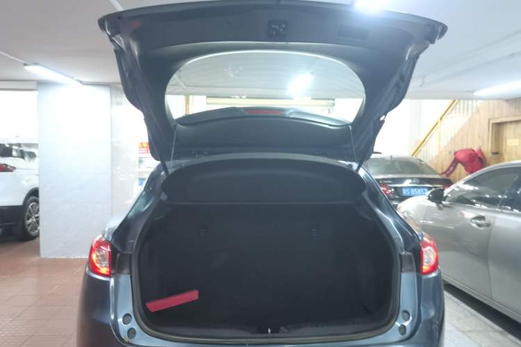 Used Mazda CX-4 2016 2.0L Automatic 2WD Blue Sky Dynamic Leather Edition