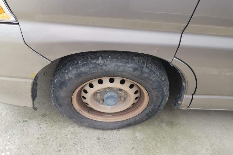 Used Jinbei Grace 2016 2.0L Express Utility Model
