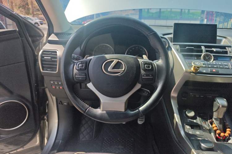 Used Lexus NX 2015 200T All-Wheel-Drive Fēngshàng Edition
