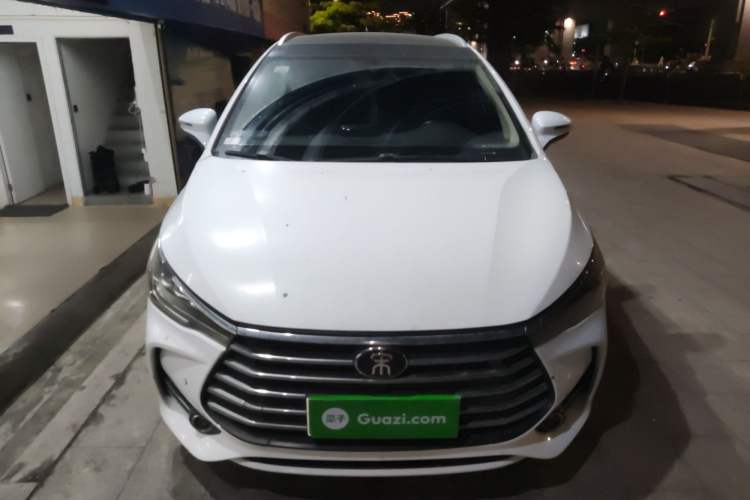 Used BYD Song MAX 2017 1.5T Automatic Smart Connect Elite 7-Seater
