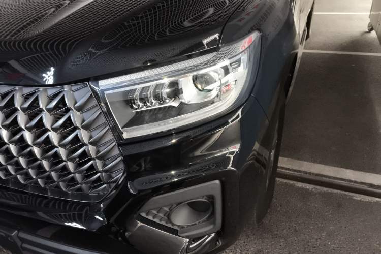 Used Great Wall Poer 2023 2.0T Commercial Version Automatic Diesel 4x4 Elite Long-Box GW4D20M