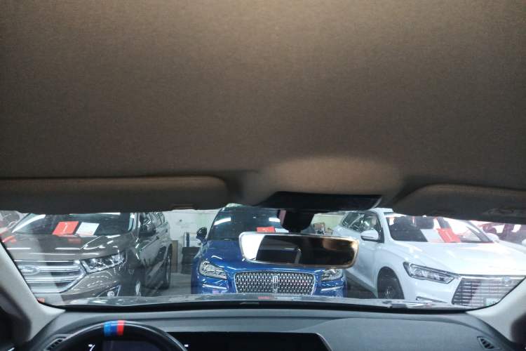 Used NETA U 2023 NETA U-Ⅱ 400 U Show Edition – Lithium Iron Phosphate
