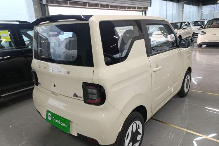 Used Geely Galaxy Panda 2025 210 km – Yuanqi Bear Rear Right 45 Deg