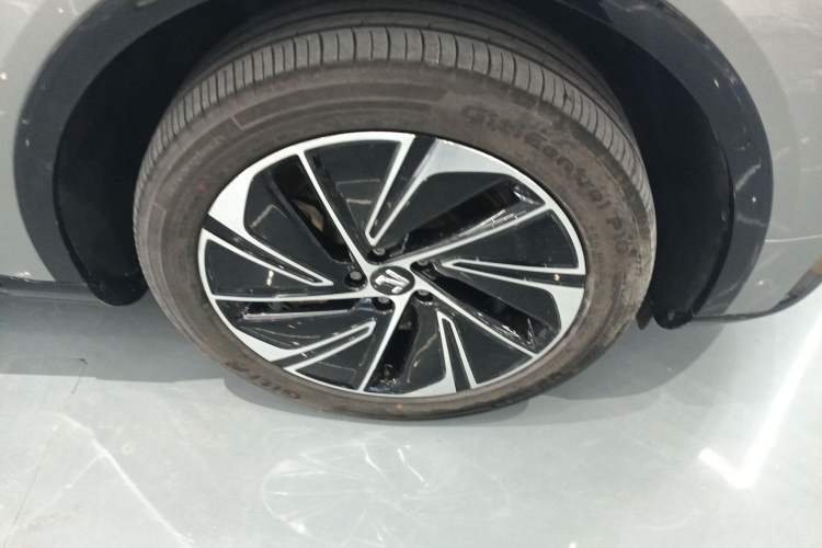 Used Rising R7 2025 Model Advanced Edition