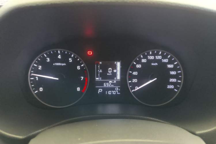 Used Hyundai ix25 2015 1.6L Automatic Two-Wheel Drive Smart GLS Trim Instrument Cluster