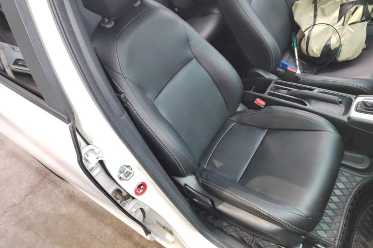 Used Honda Fit 2021 1.5L CVT Trend Edition Right Front Seat