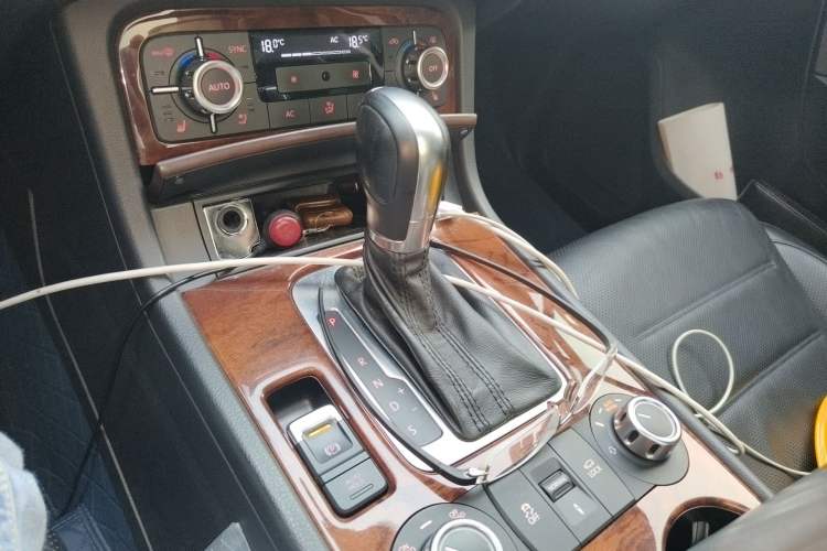 Used Volkswagen Touareg 2011 3.0 TSI Comfort Version