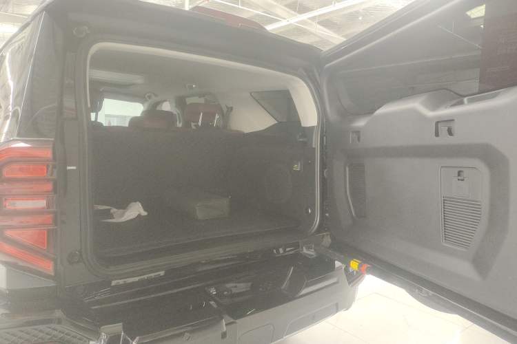 Used Tank 400 New Energy 2026 Model—Hi4-T Smart Enjoyment Version Trunk