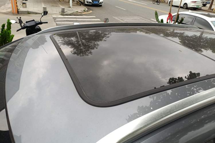 Used BYD Song PLUS New Energy 2023 Champion Edition DM-i 110KM Flagship Model Roof