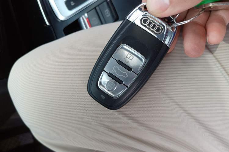 Used Audi A5 2013 Sportback 40 TFSI Vehicle Key