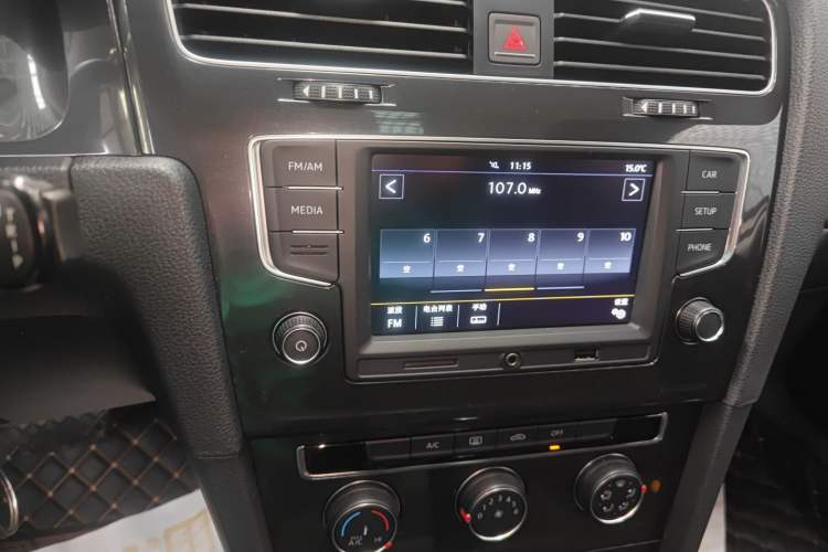 Used Volkswagen Golf 2017 1.6L Automatic Comfort Million-Vehicle Anniversary Edition