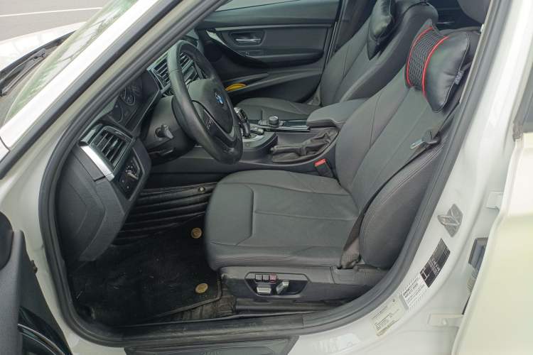 Used BMW 3 Series 2017 318i Fashion Model