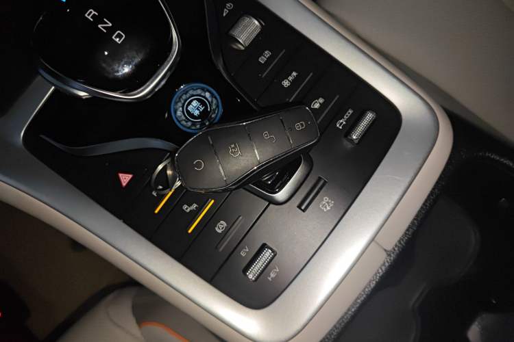 Used BYD Song Pro New Energy 2023 Champion Edition DM-i 110KM Beyond Model Interior 1