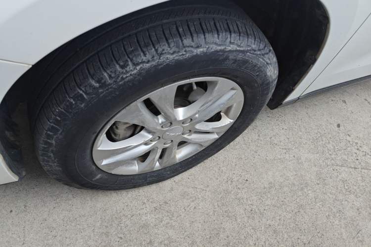 Used Haval M6 2019 1.5T Manual Two-Wheel Drive Elite Version China VI Standard Exterior 3