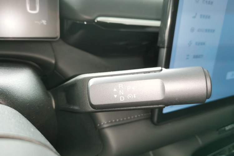 Used AION RT 2025 650 Zhijihao Edition Gear Lever