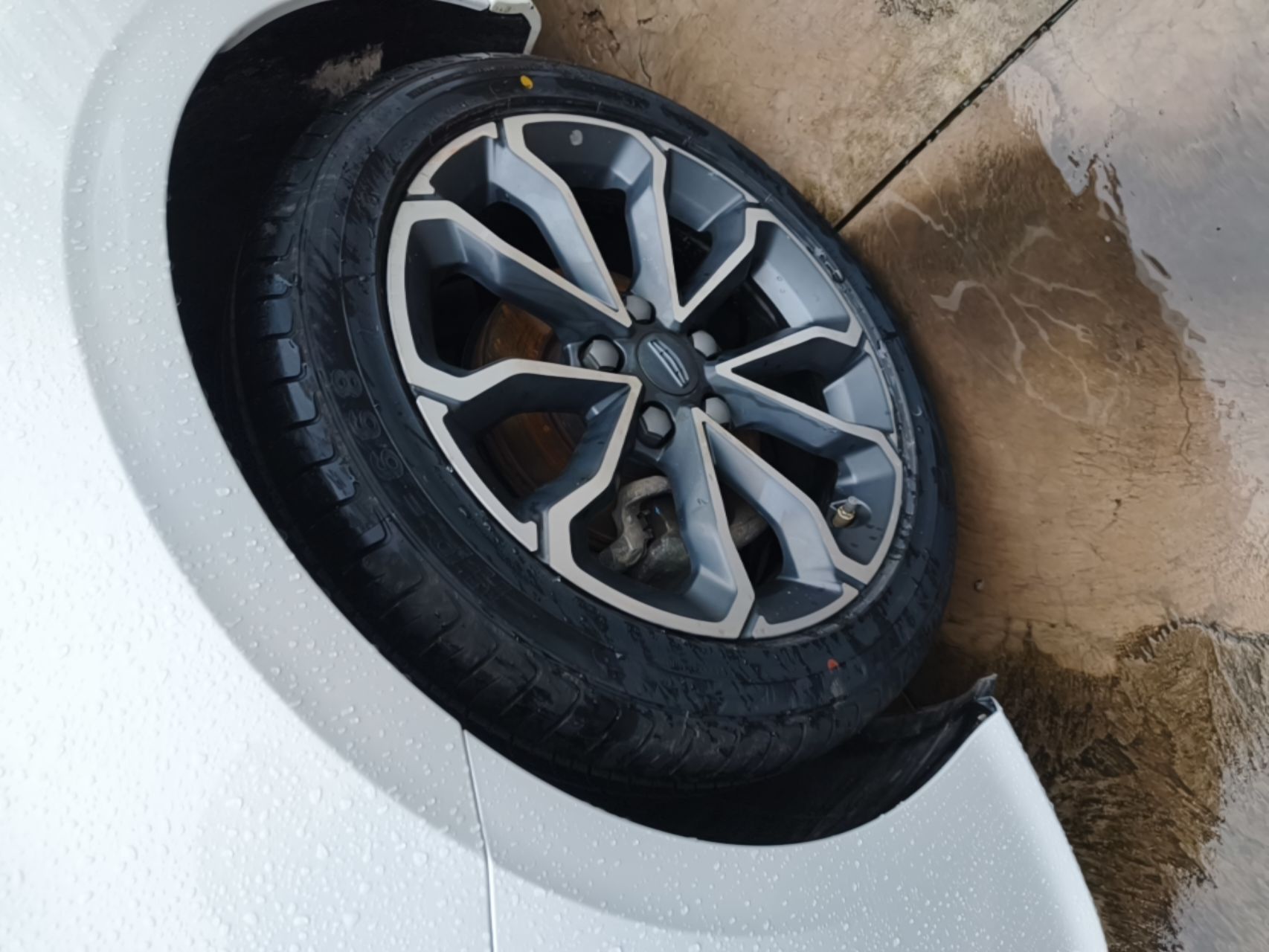 Geely Auto Binray 2021 1.4T CVT Asian Games Edition — снимка 10