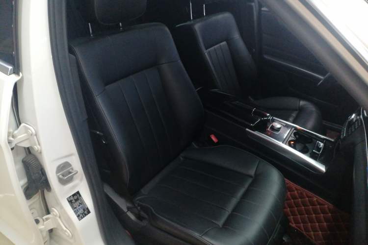 Used Mercedes-Benz E-Class 2015 E 260 L Sport & Fashion Model
