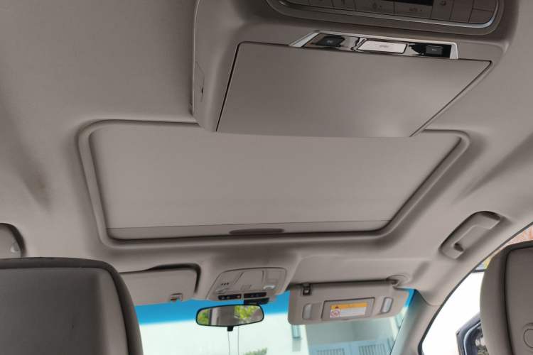 Used Buick GL8 2018 ES 28T Comfort Model China VI Standard
