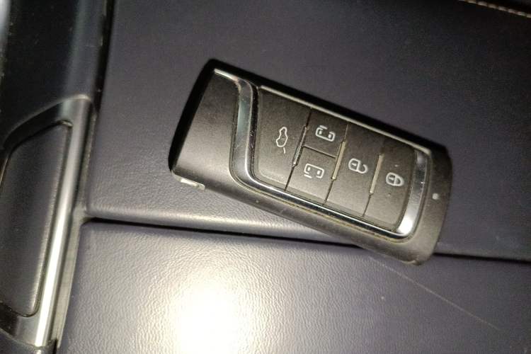 Used GAC Trumpchi M8 2021 Master Series 390T Ultimate Edition Vehicle Key