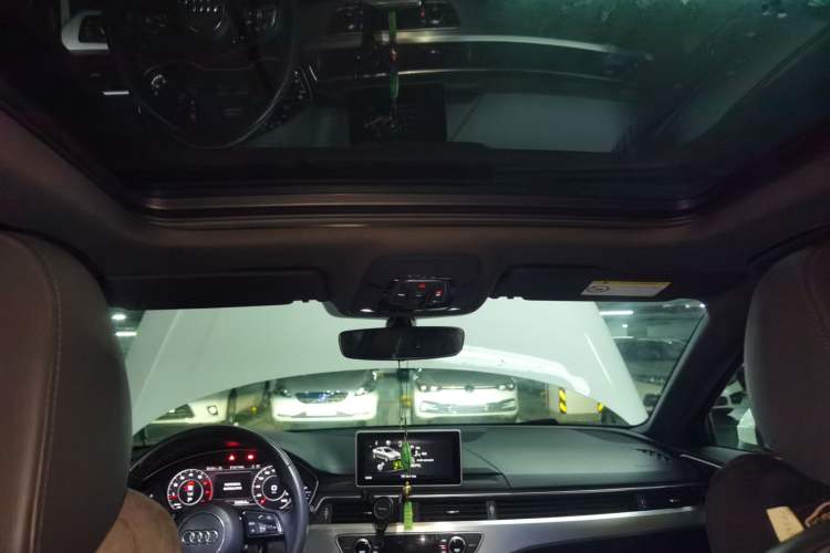 Used Audi A4L 2018 30th Anniversary Edition 40 TFSI Fashion Model