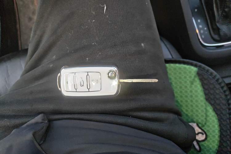 Used Volkswagen Sagitar 2015 1.6L Automatic Comfort Model
