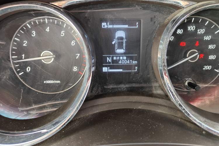 Used Baojun 730 2016 1.8L iAMT Luxury Model 7 Seats