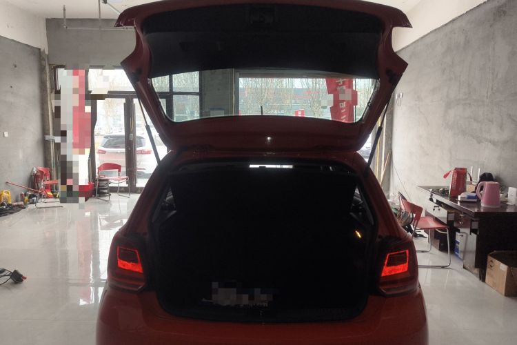 Used Volkswagen Polo 2014 1.6L Automatic Luxury Edition
