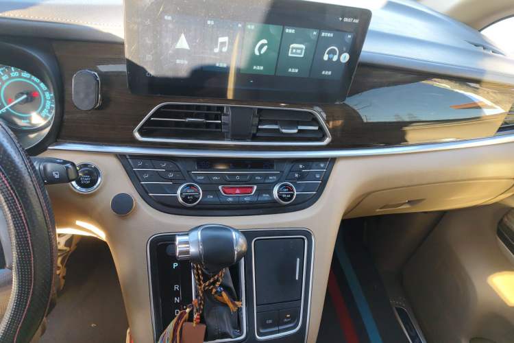 Used JAC Refine L6 MAX 2021 2.0T Automatic Supreme Edition
