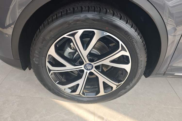 Used BYD Tang New Energy 2025 Intelligent Driving Version DM-i 115KM Flagship Edition Left Front Wheel Hub