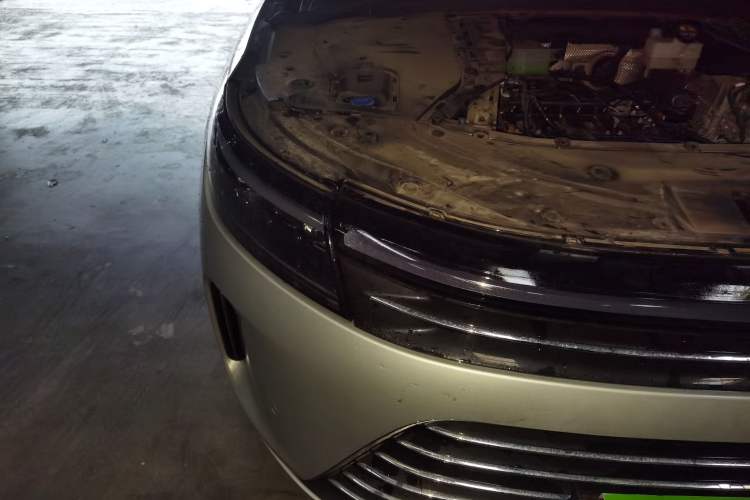 Used Hima AITO M7 2024 1.5T Rear-Drive Plus Version 5 Seats Right Front Headlight