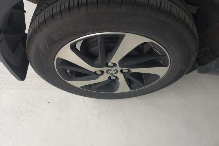 Used Toyota YARiS L Zhi Xuan 2020 X-Trail X 1.5L CVT Leading Edition
