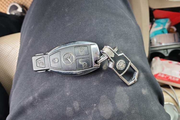 Used Mercedes-Benz V-Class 2016 V 260 Avantgarde Edition