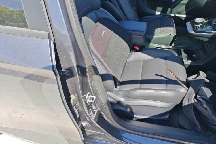 Used MG 4 EV 2023 415 km Range Sea-Faring Champion Edition
