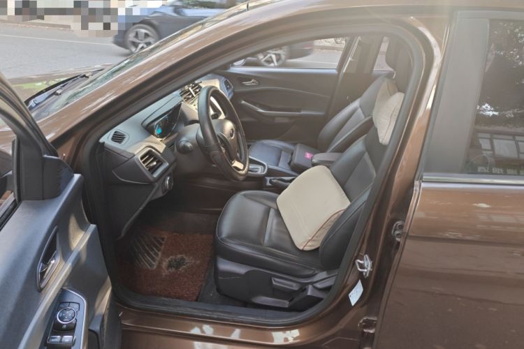 Used Ford Escort 2015 1.5L Automatic Fashion Model