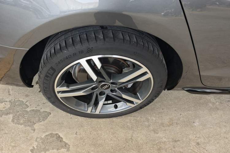 Used Audi A4L 2022 40 TFSI Fashion Dynamic Model
