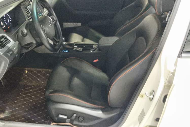 Used Hyundai Sonata 2015 1.6T GLS Smart Model
