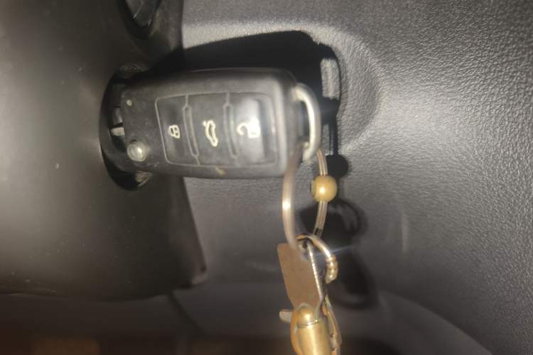 Used Volkswagen Touran 2013 1.4T Manual Comfort Edition 5-Seater
