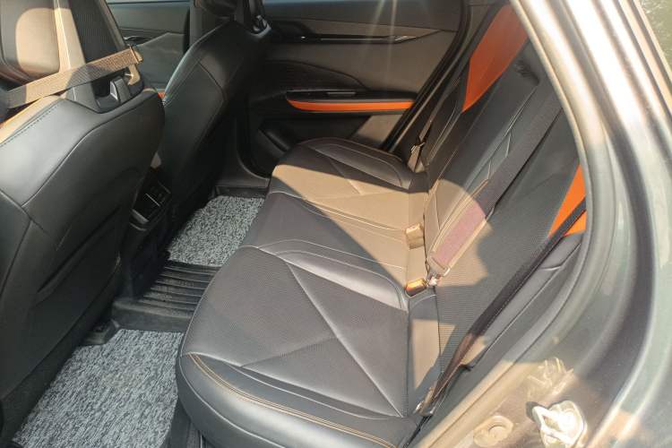 Used Changan UNI-V iDD 2023 ZhiDian iDD 1.5T 113km ZhiKu Model