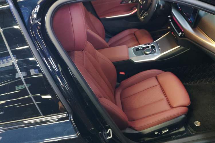 Used BMW 3 Series 2025 330Li M Sport Shadowline Package
